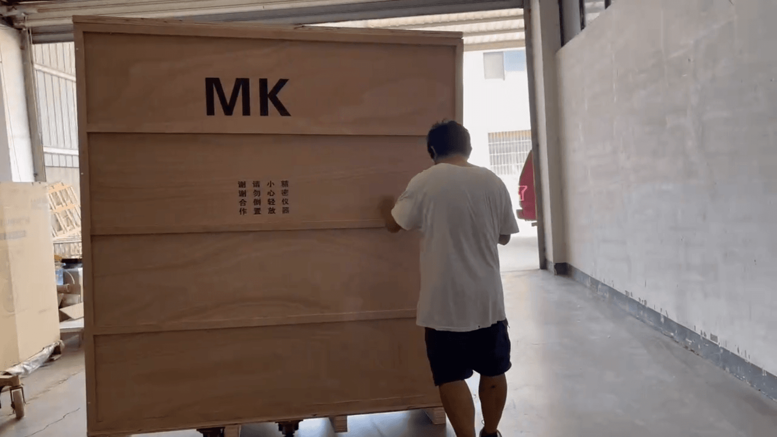 SHIPPING 4 Hydrotherapy Equipment Shipping method: